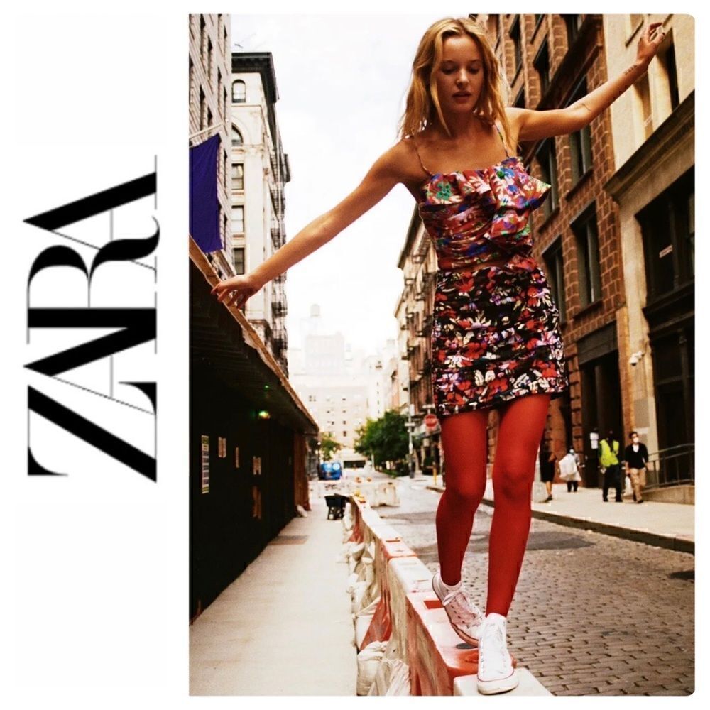 NWT Zara Floral Knotted Draped Ruched Mini Skirt in Red & Black Multicolored, XS